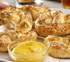 Oktoberfest Puffzels image