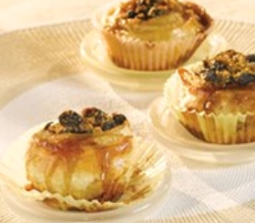 Crunchy Cinnamon Raisin Buns image